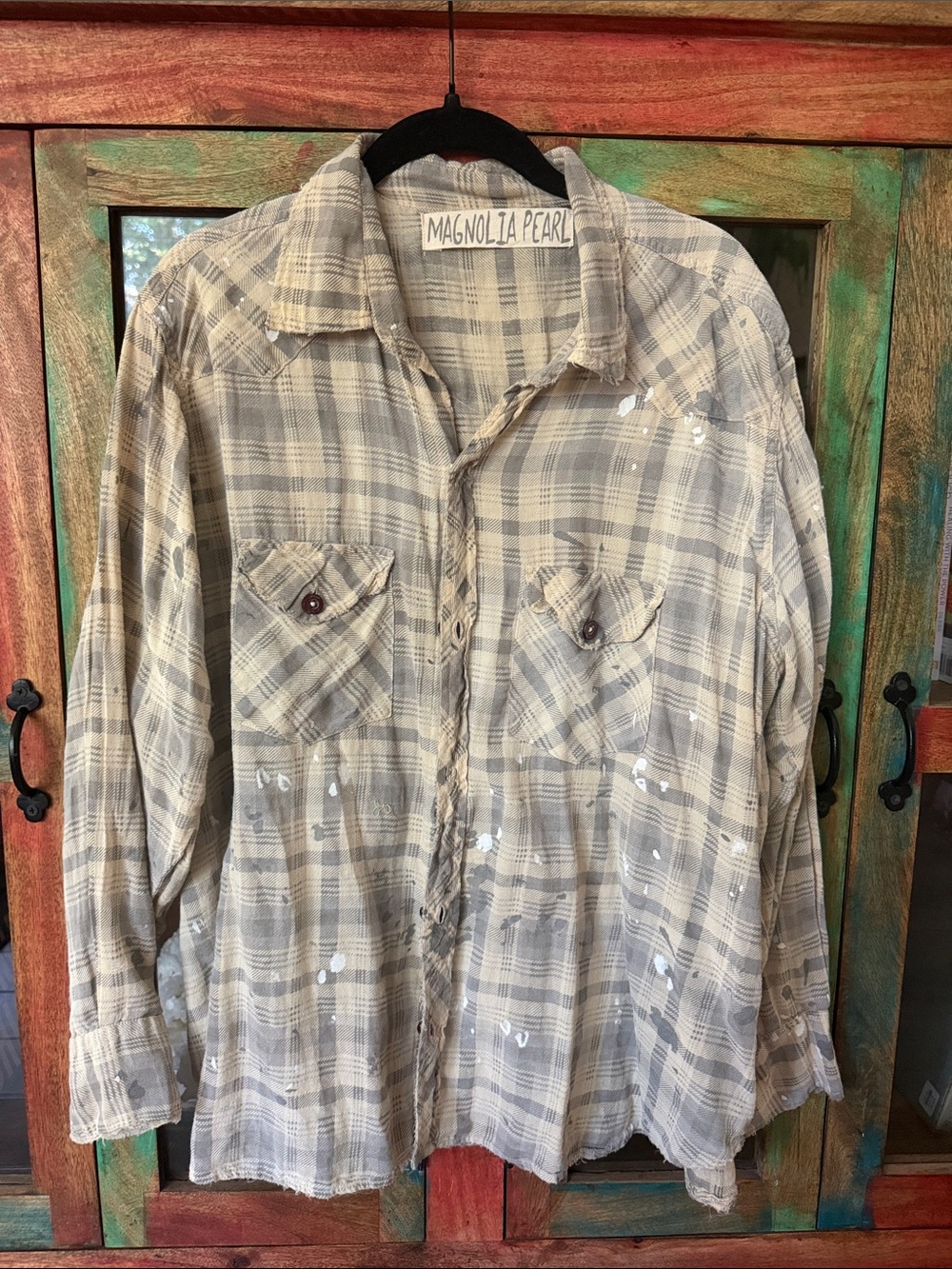 Magnolia Pearl women’s Beige Plaid Button-Down Shirt